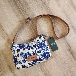 NWT Myra Blue & Cream Cottage Rose Print Crossbody Bag